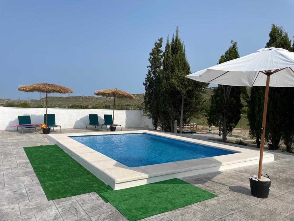 Casa Rural Con Piscina Climatizada Y Barbacoa A 10 Km De Alicante Y Playas, 3000 M2 De Terreno Elche Exterior photo