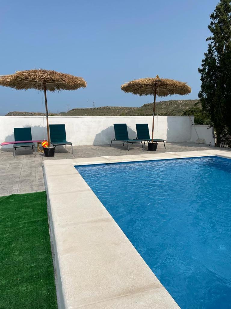 Casa Rural Con Piscina Climatizada Y Barbacoa A 10 Km De Alicante Y Playas, 3000 M2 De Terreno Elche Exterior photo